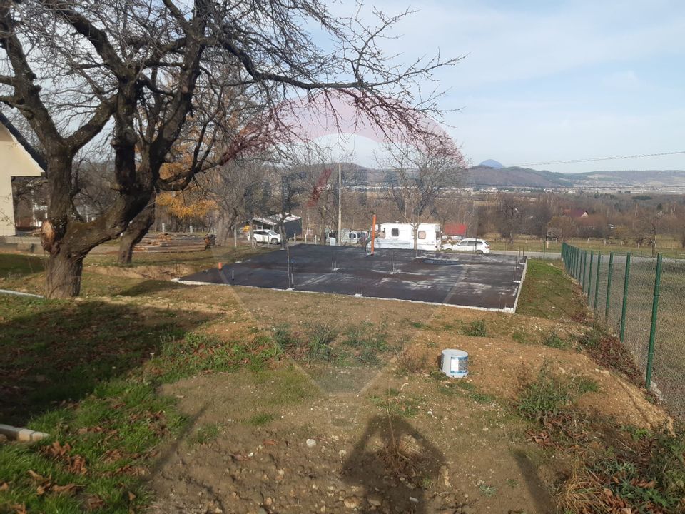 Teren 1,050mp Zarnesti cu proiect de casa / Strada Tohanita nr 26F