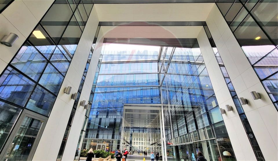 860sq.m Office Space for rent, Semicentral area