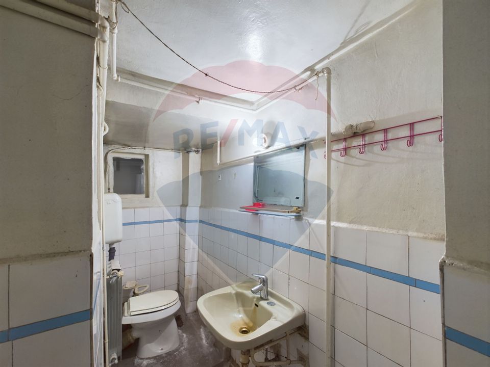 Apartament cu 3 camere și garsonieră în vilă  în zona P-ta Dorobanti