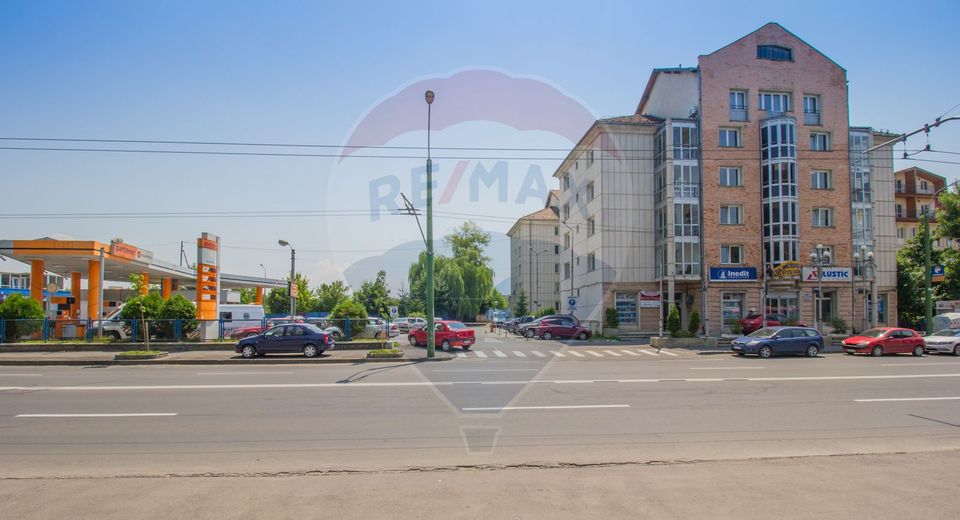 SOLD!!! Remarkable building, Civic Center, Brasov, commercial/office