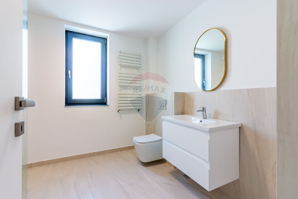 8 room House / Villa for sale, Lacul Tei area