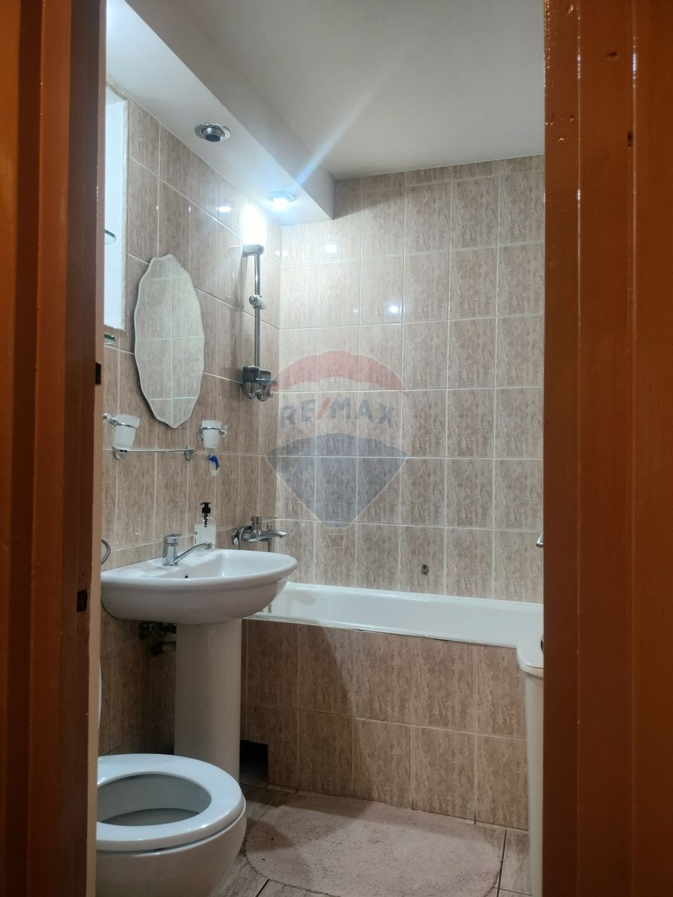 Apartament trei camere Iernuteni- Reghin