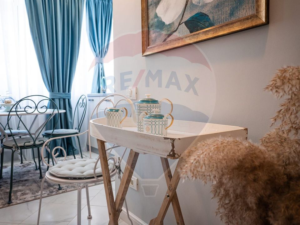 Casă / Vilă cu 5 camere de vânzare în zona Central