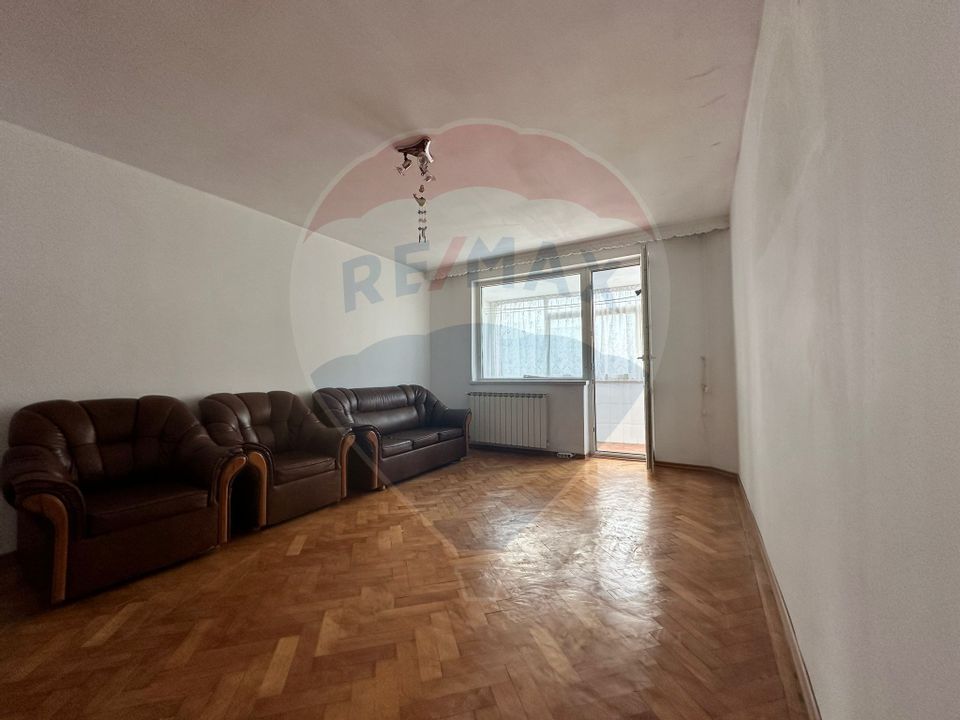 Apartament 3 camere B-dul Traian