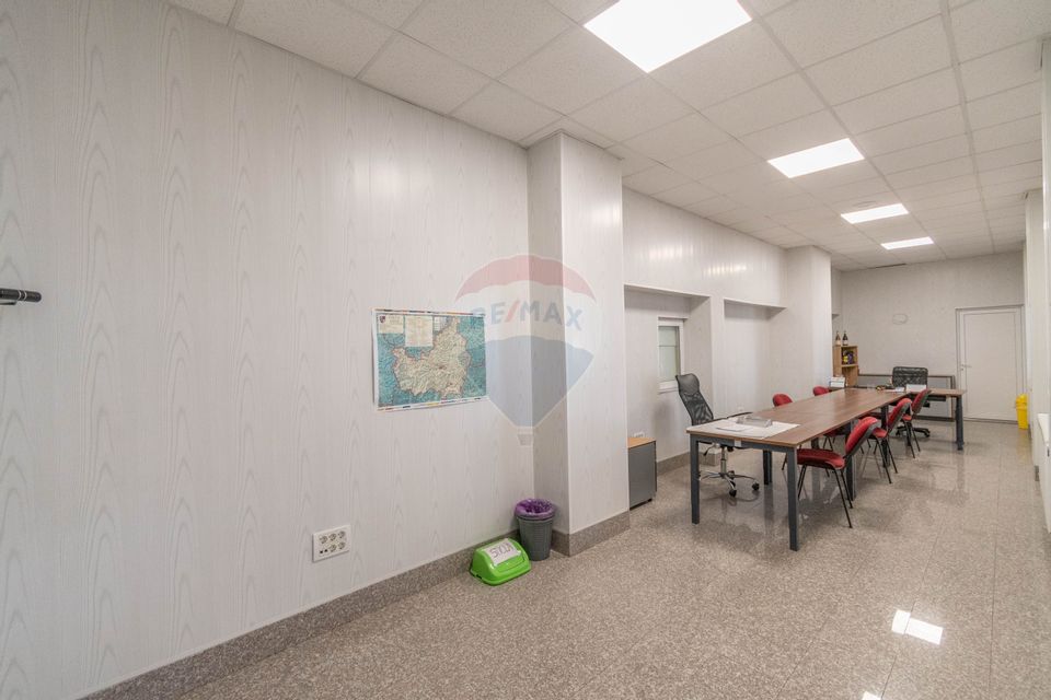 Spatiu industrial de 2,237mp de vanzare, zona Iris