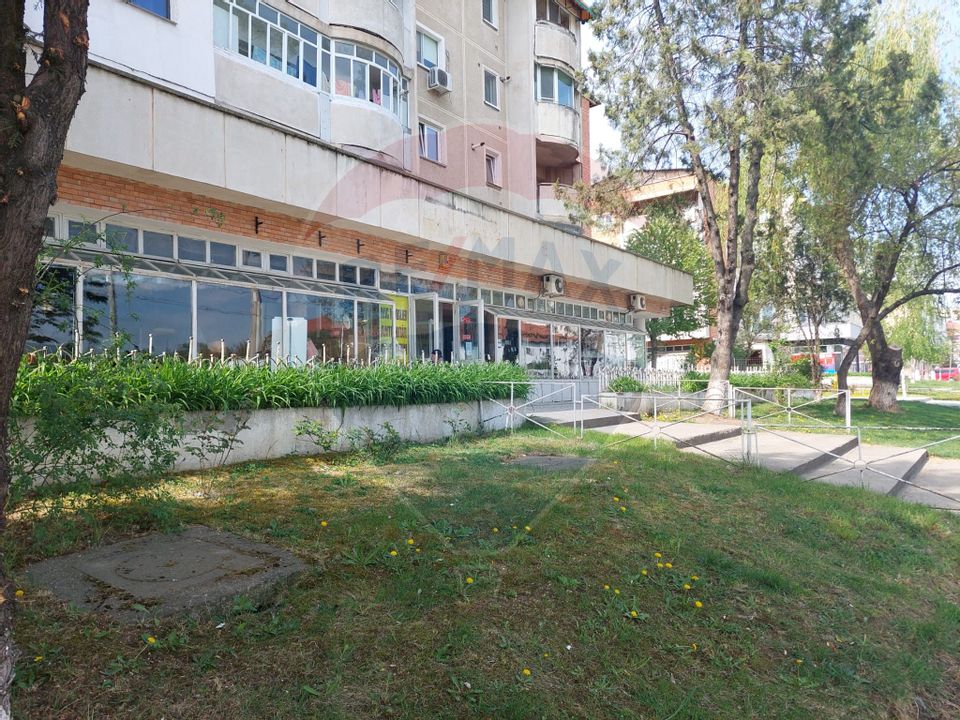 Spatiu comercial de inchiriat bdul Belvedere Onesti