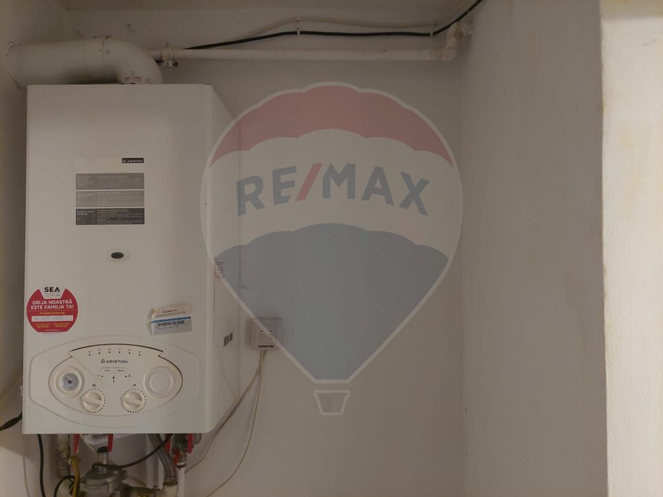 Apartament cu 3 camere de vanzare