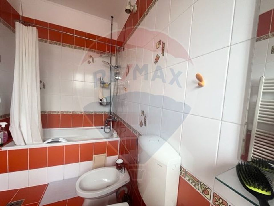 Apartament de inchiriat sttr. Gales, Parc Sub Arini