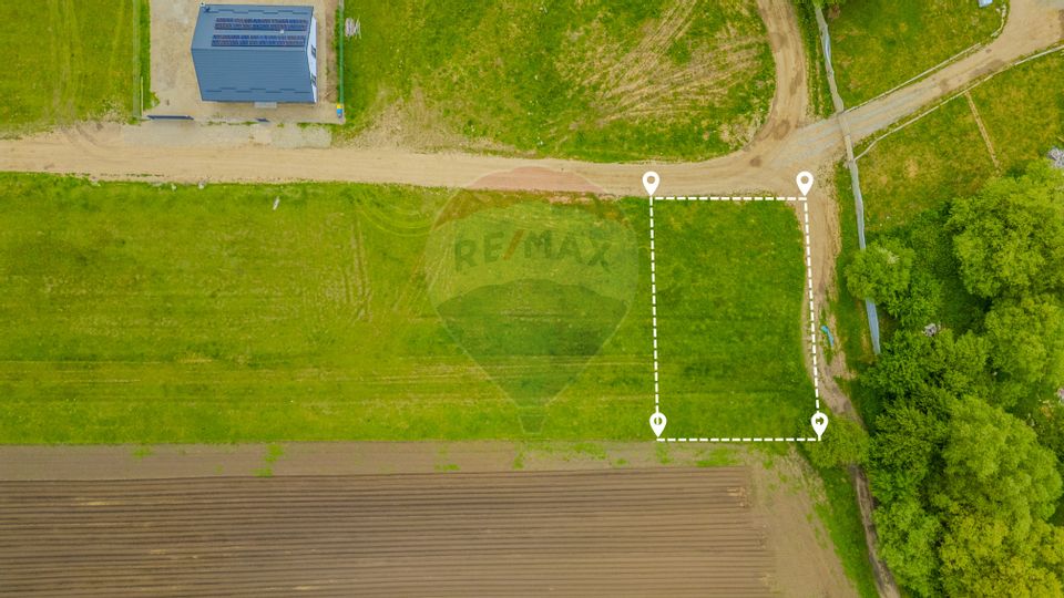 Teren intravilan 947 mp de vânzare – Sanpetru, Strada Drumul cu Plopi