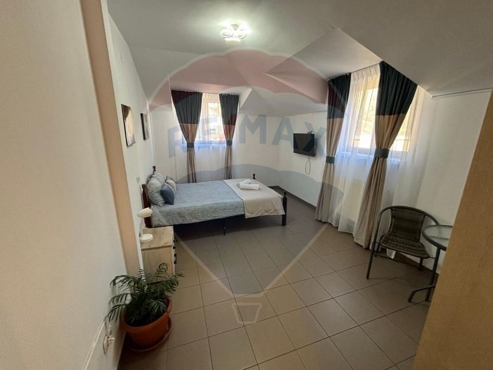 Hotel 29 camere de vânzare în zona P-ta Unirii