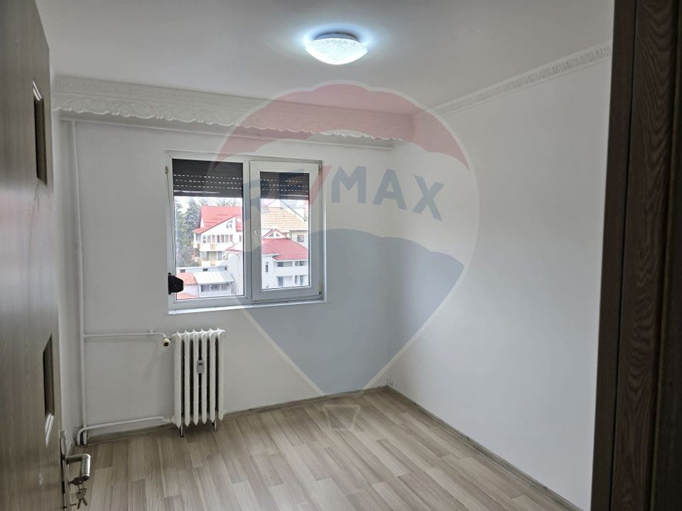 3 room Apartment for sale, Zimbru area