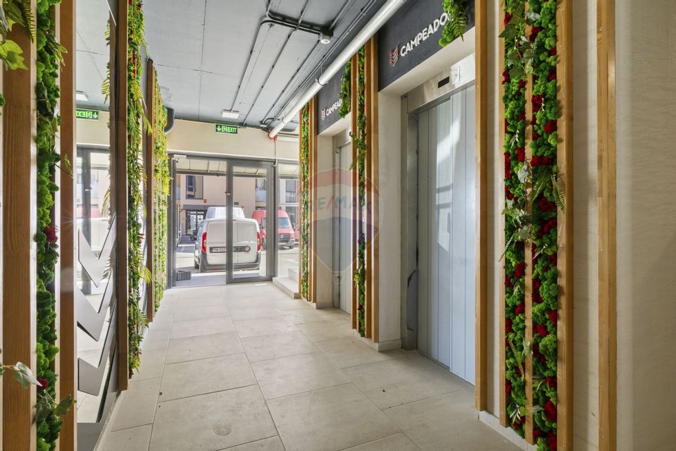 PENTHOUSE 3 camere, parcare subterana de vânzare,  zona Torontalului