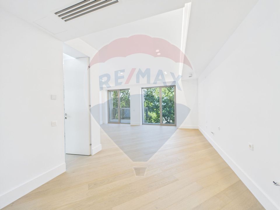 Studio de vanzare zona  Erou Iancu Nicolae