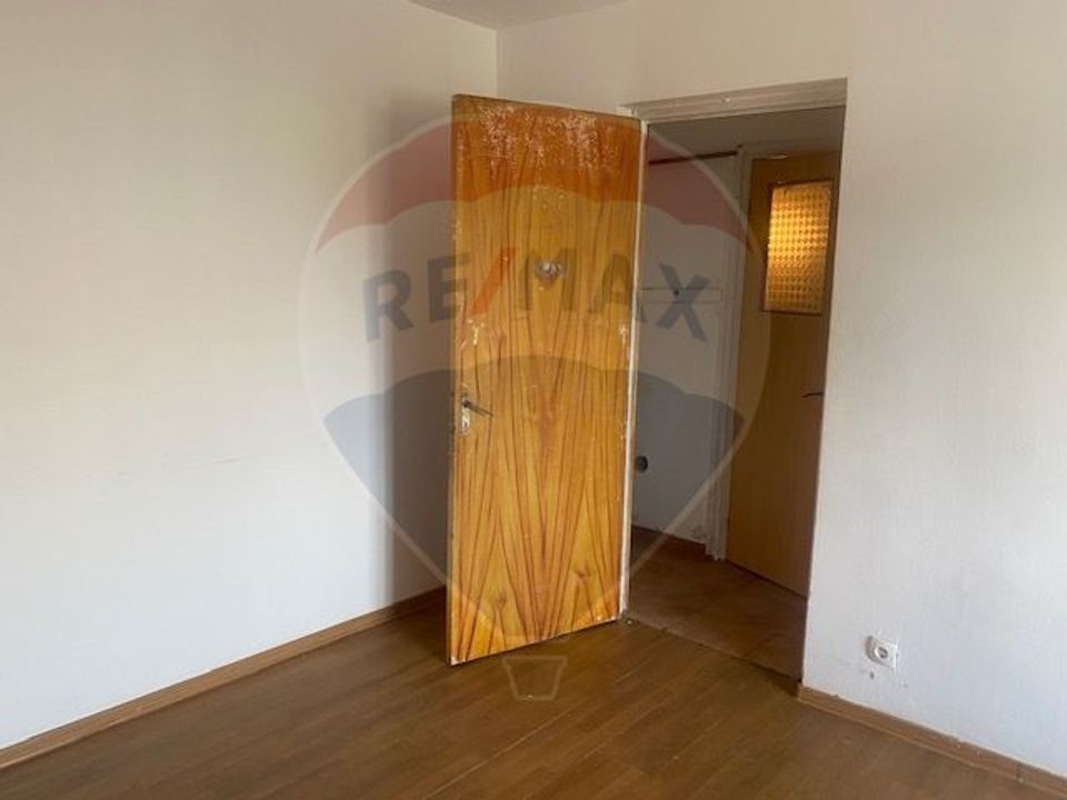 Apartament cu doua camere in zona Vitan