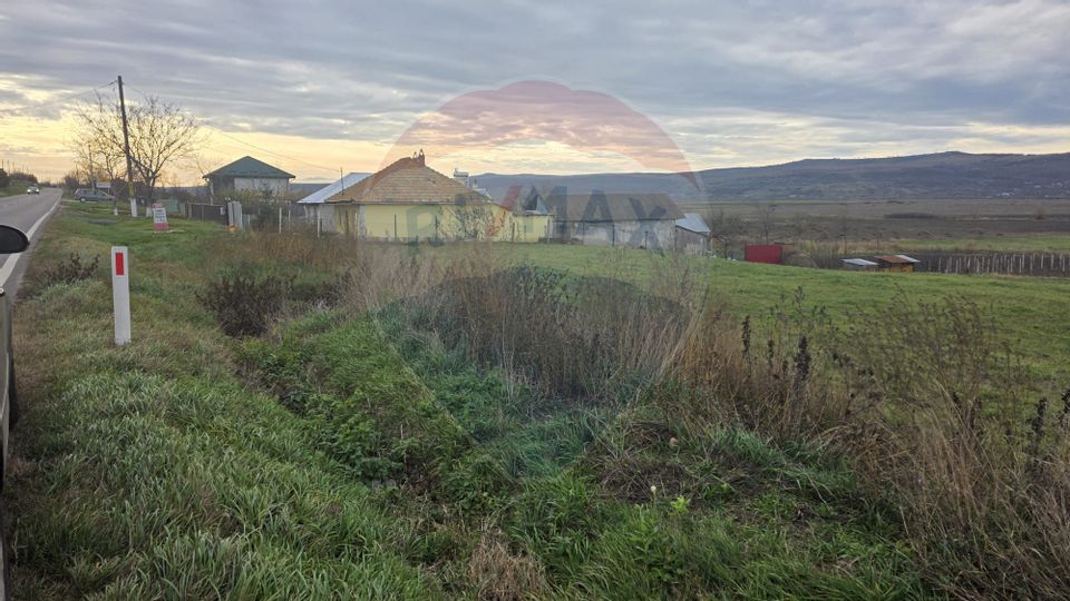 Teren intravilan si extravilan 8,282mp oras Negresti, judetul Vaslui