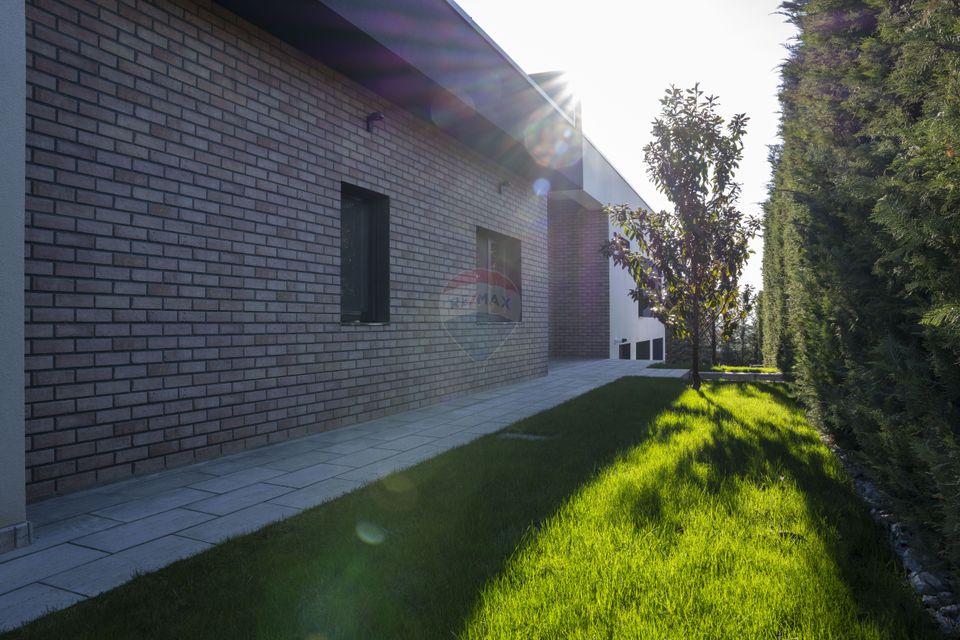 5 room House / Villa for sale, Dealuri Oradea area