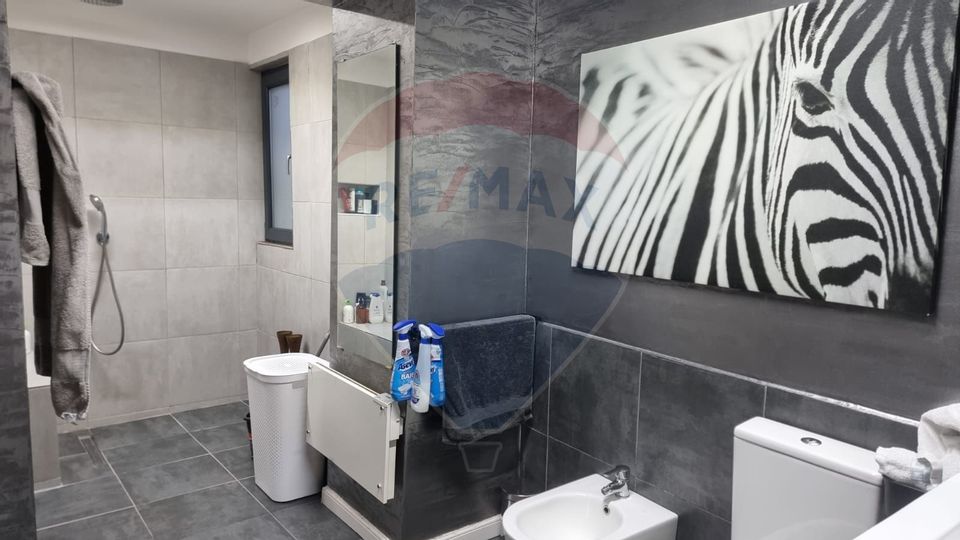 Spațiu de birouri/ Casa  cu 3 camere de inchiriat Calea Plevnei