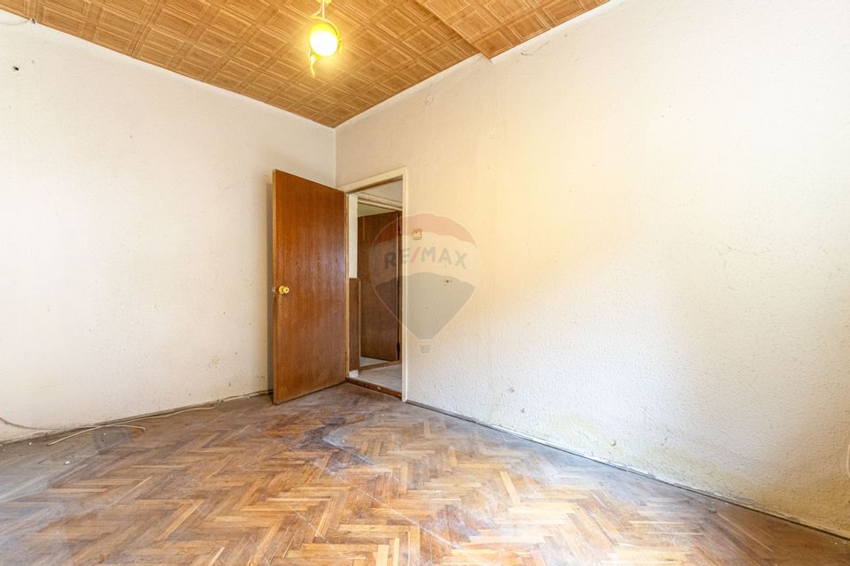 Casă individuală cu două unități locative. Zona Horia–Cloșca–Crișan