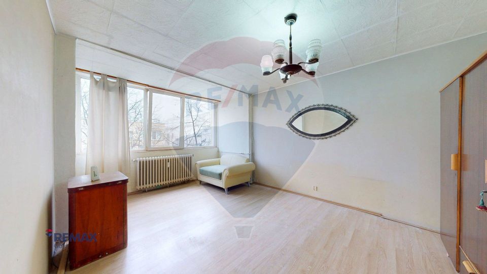 4 room Apartment for sale, Ozana area