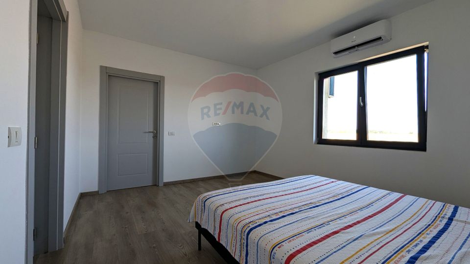 4 room House / Villa for sale