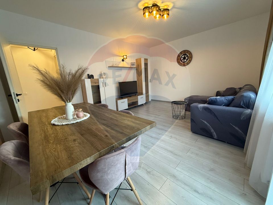 Apartament cu 3 camere, 2 bai și loc de parcare