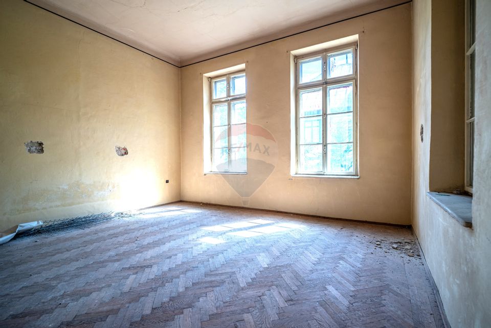 Oportunitate! Vila cu arhitectura spectaculoasa ultracentrala, Sinaia