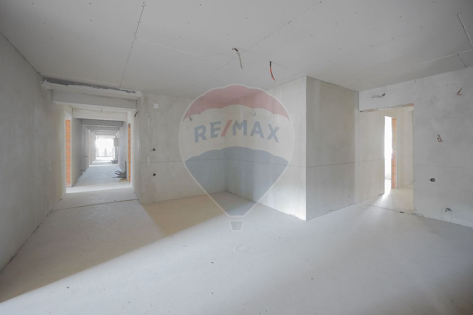 40 room Hotel / Pension for sale