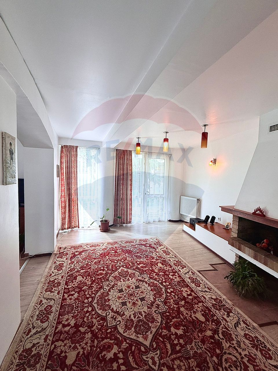 De închiriat duplex cu 4 camere - Șoșeaua Bârnova