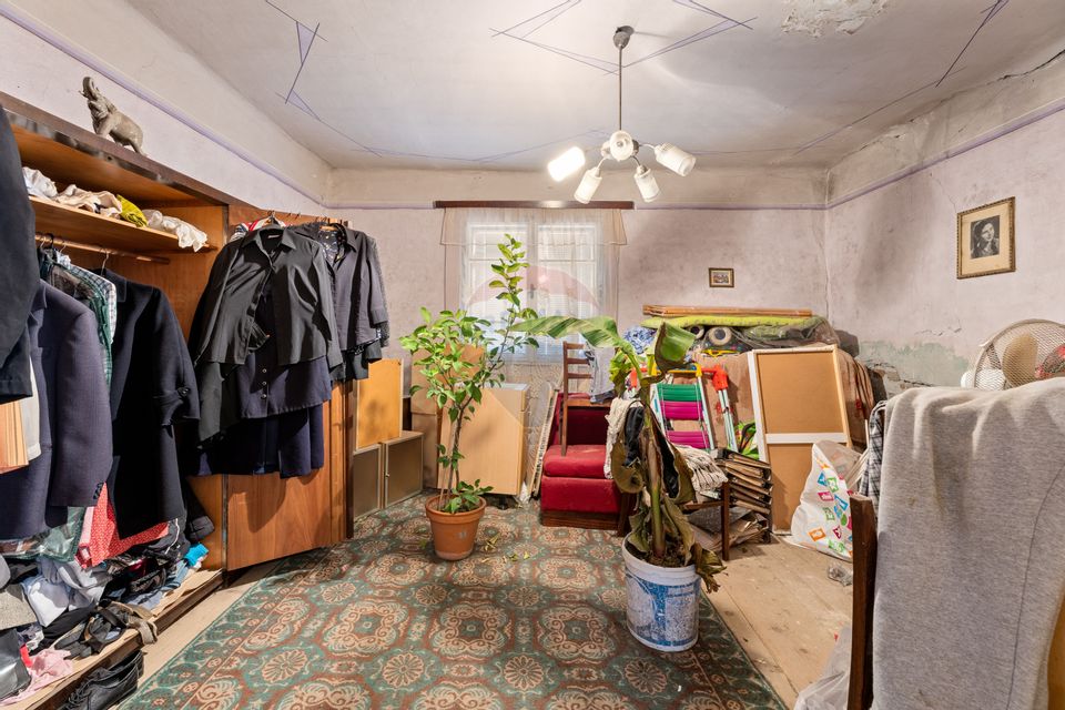 Casa cu teren 454 mp - oportunitate in Bujac