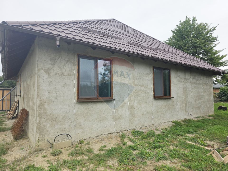 4 room House / Villa for sale