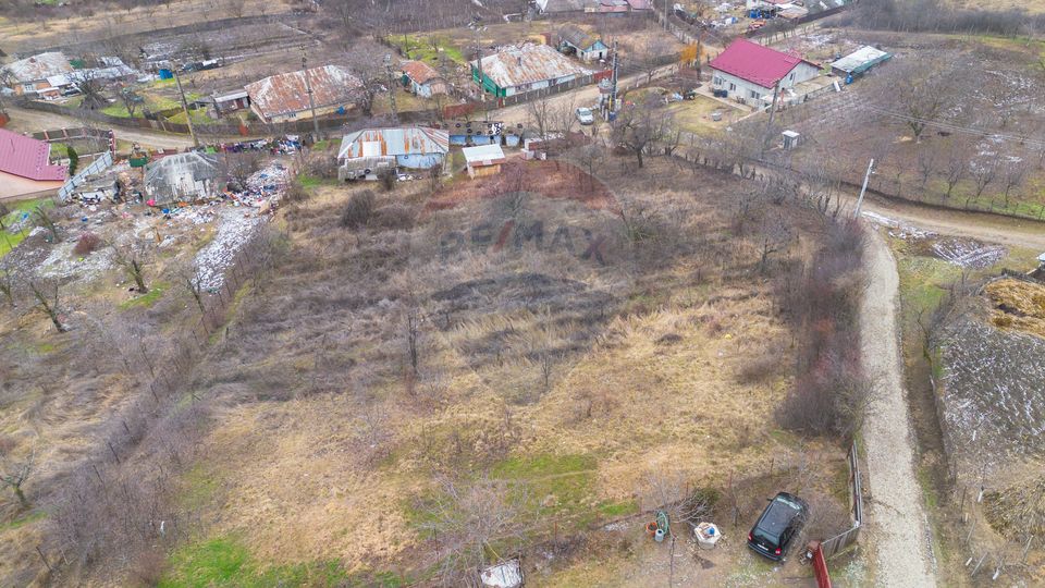 Land 2,889sqm Comarna / Strada comarna