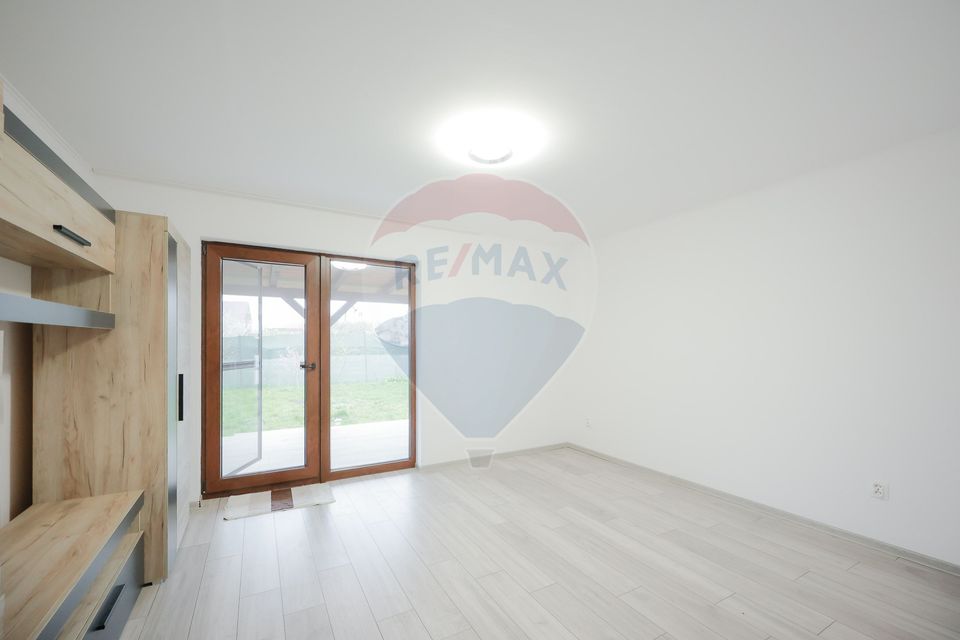 Casă Nouă în Biharia 3 Camere, Gaz, Garaj, Teren 500 mp, Gata De Mutat