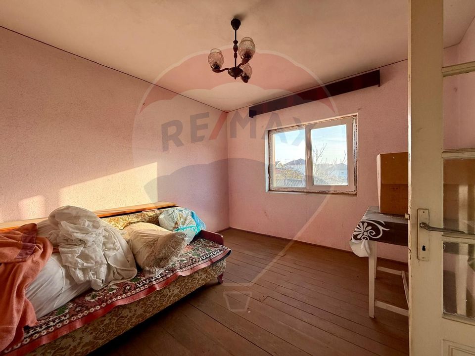 Casa de vanzare Mihail Kogalniceanu teren 524 mp Jud Constanta