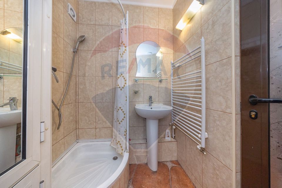 Garsonieră de vânzare mobilată și utilată Răcădău - Brașov