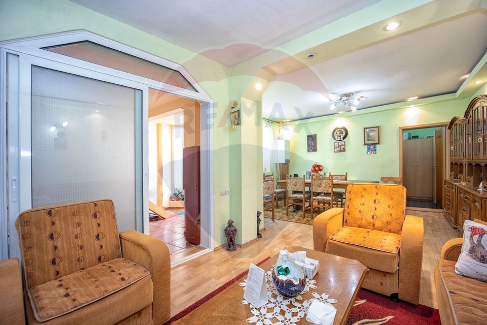 5 room House / Villa for sale, Grivitei area