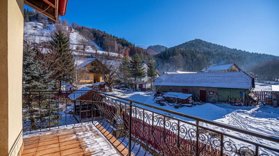 5 room House / Villa for sale
