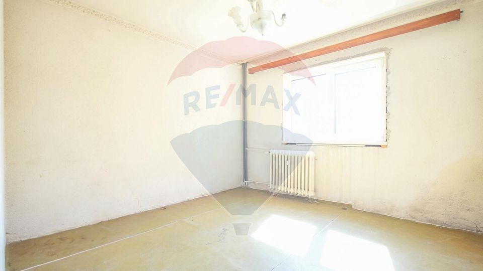 2 room Apartment for sale, Bartolomeu area