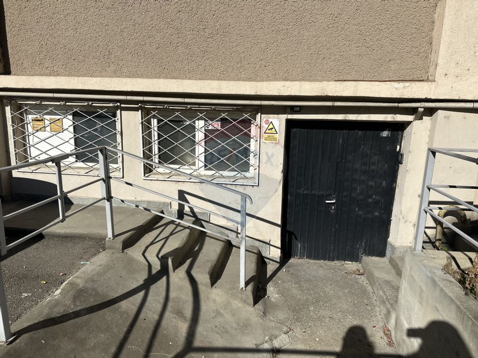 214sq.m Commercial Space for sale, Central area