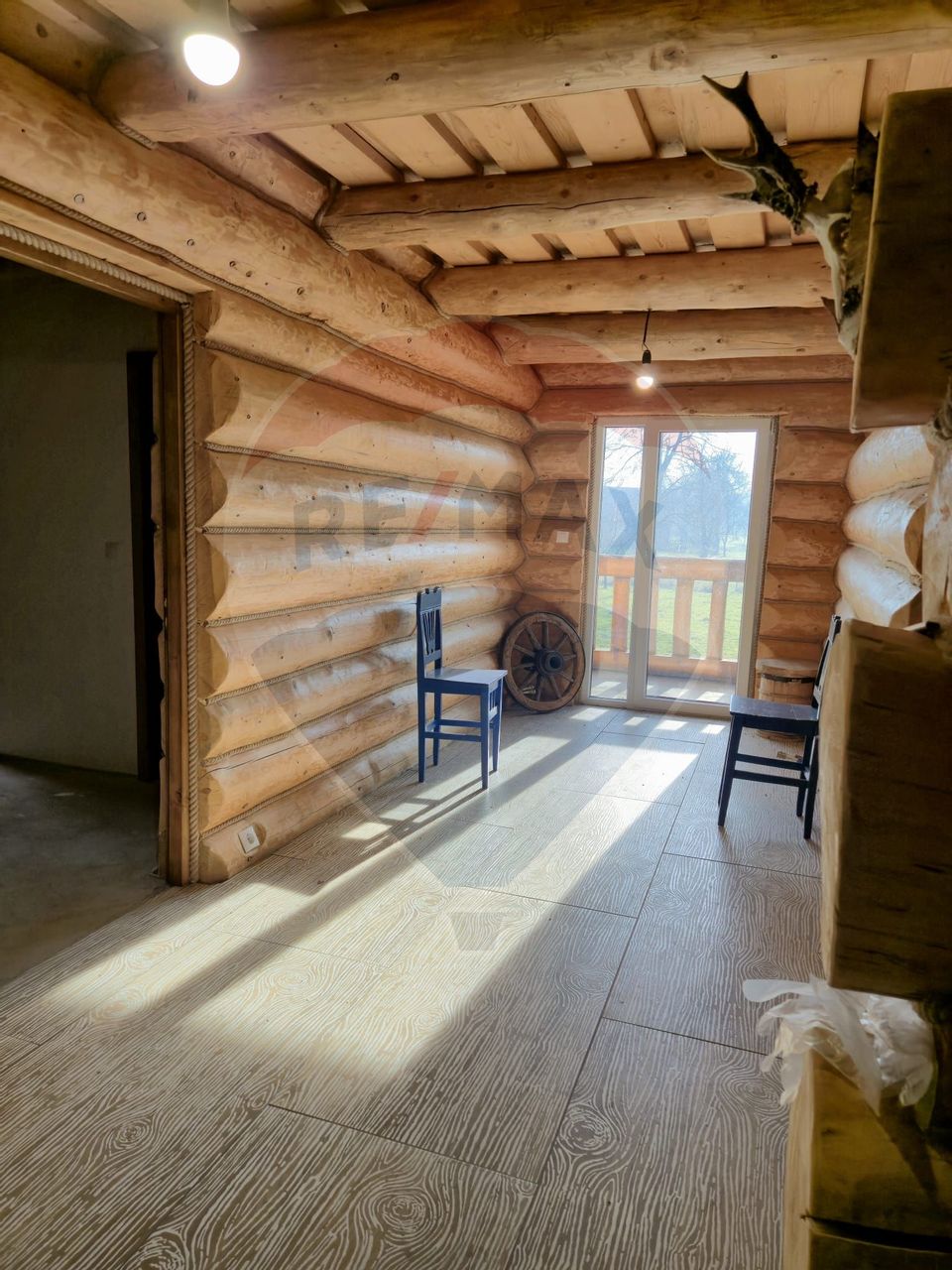 Casă / Vilă cu 6 camere de vânzare