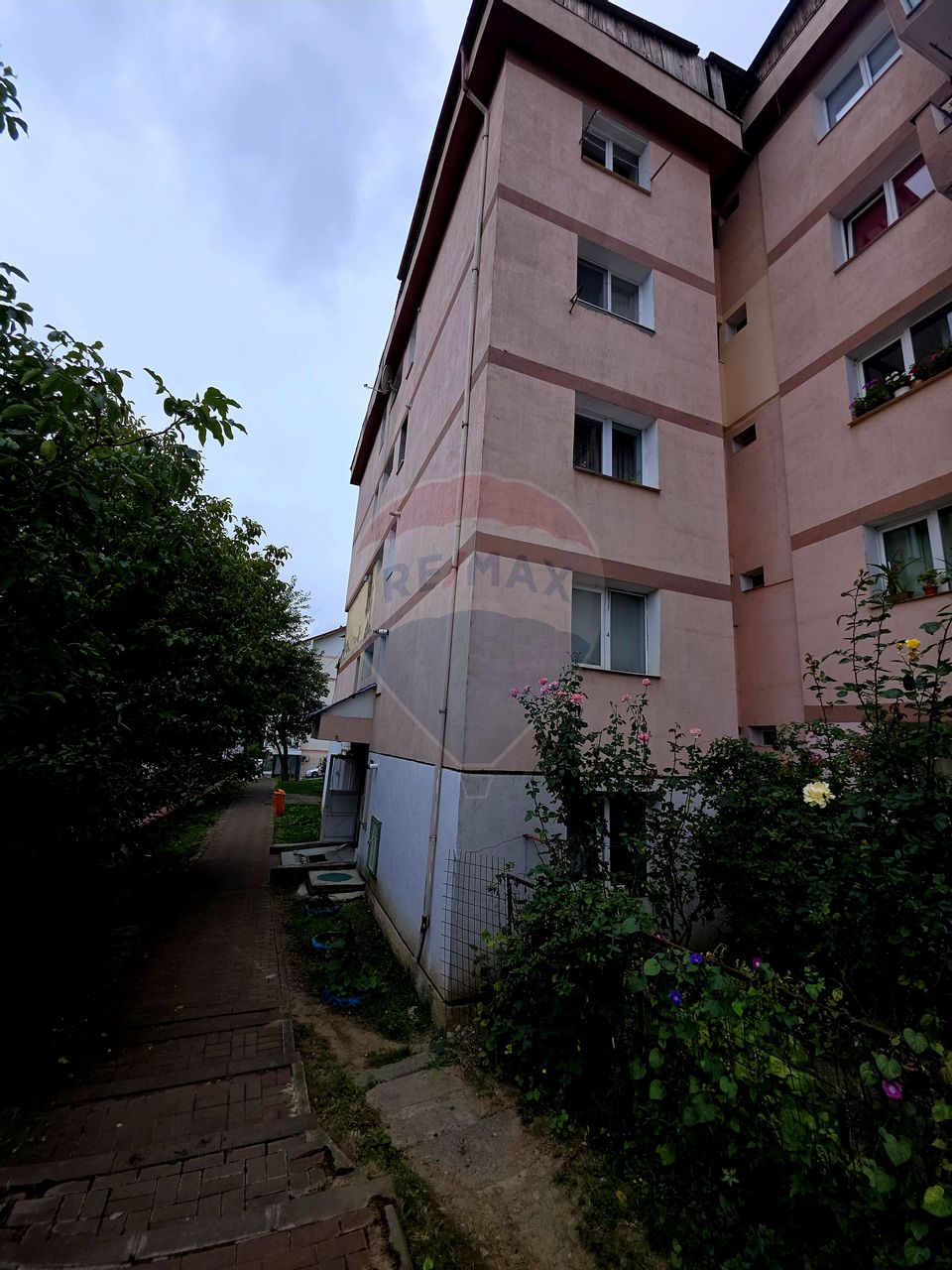Apartament cu 1 camere în zona 1 Mai
