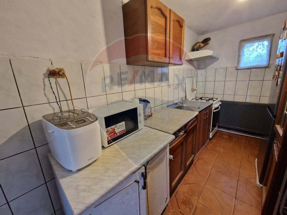 3 room House / Villa for sale, Rovine area