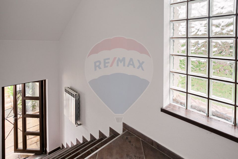 Spațiu comercial de 190 mp de închiriat în zona Subcetate