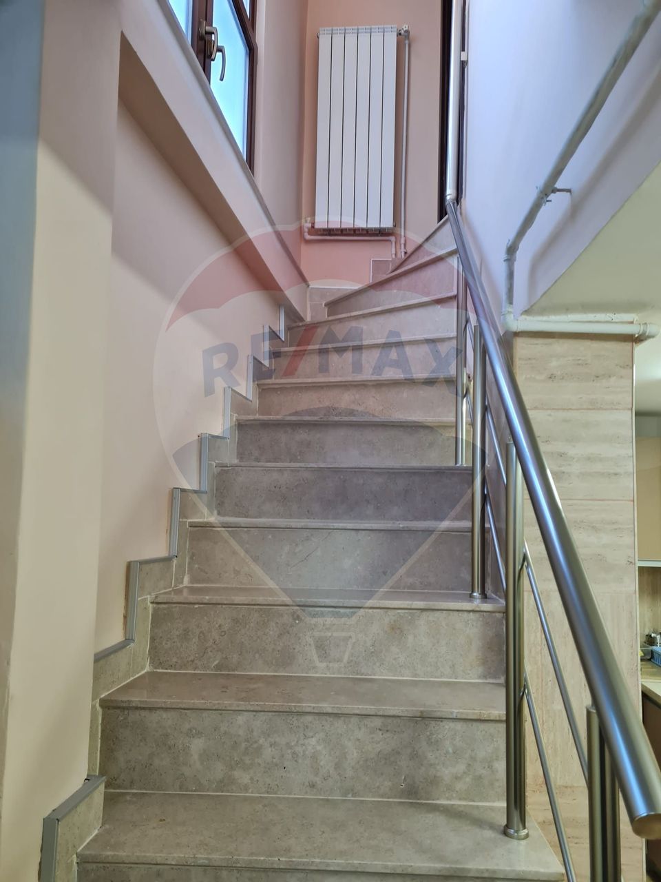 Renting individual house with floor, Eminescu area
