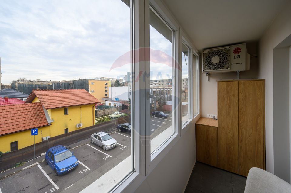 Apartament renovat, modern, cu 3 camere, de vânzare în Grigorescu