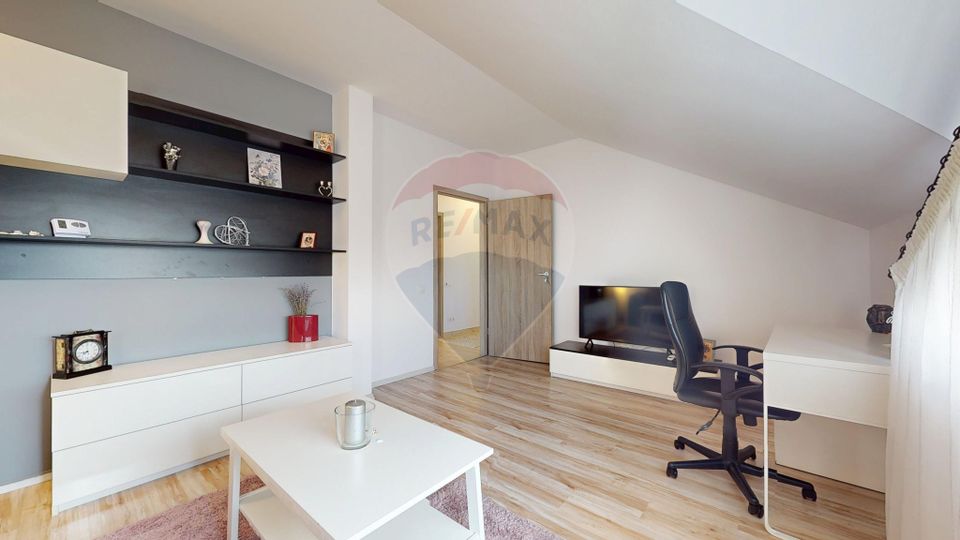 2 room Apartment for rent, Tractorul area