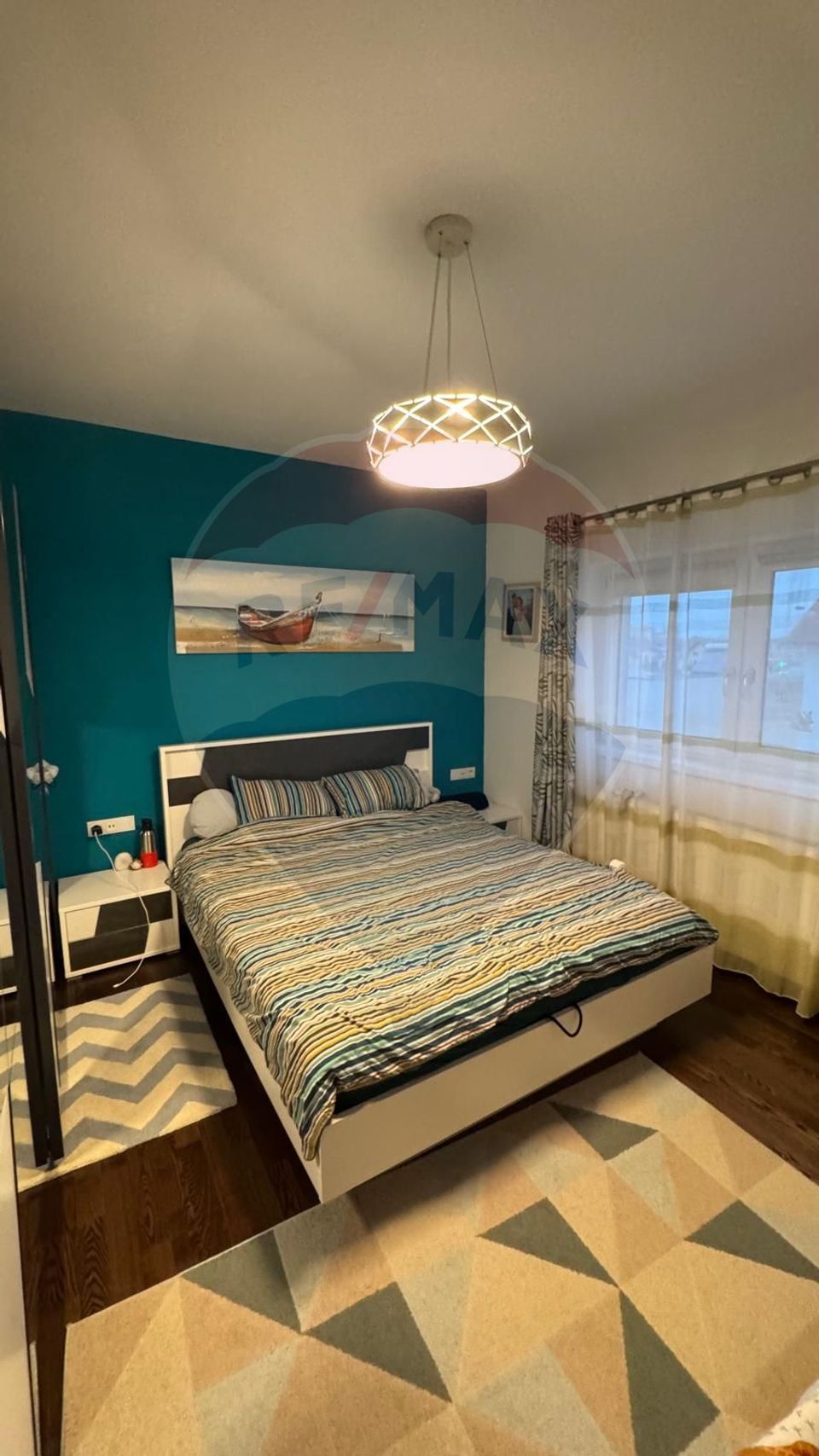 Apartament de vanzare si Parcare în curte privată - Șelimbăr