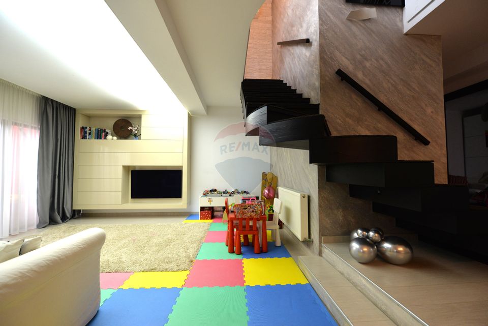 Casa Vila cu 4 camere de vanzare in  Cernica langa padure