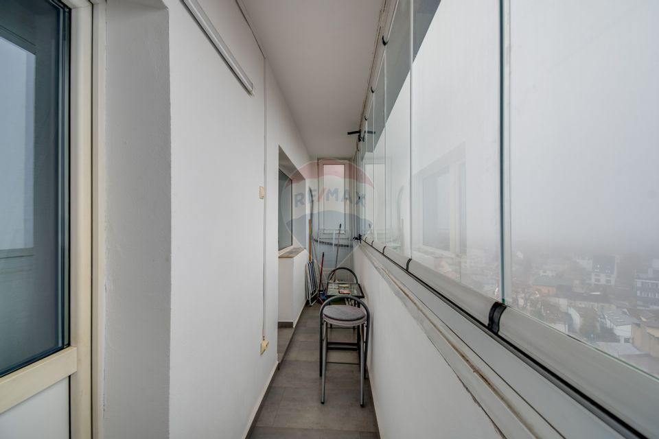 Apartament 2 camere de vanzare, bloc 1982, 57 mp, priveliste superba