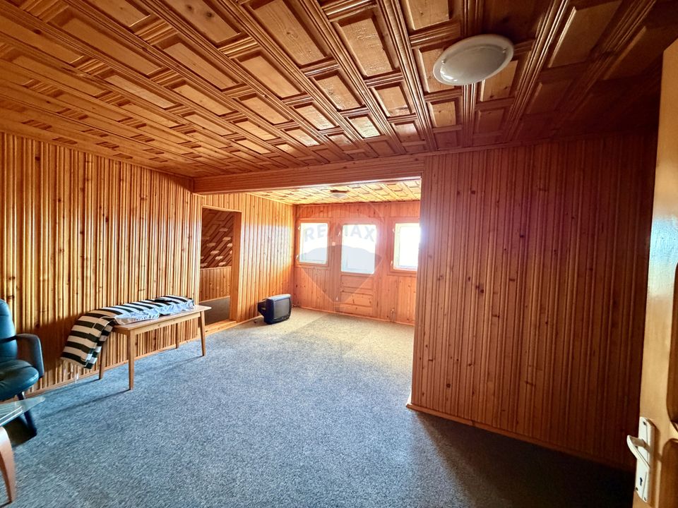 Casă / Vilă 8 camare cartier Beverly Hills Sanmartin