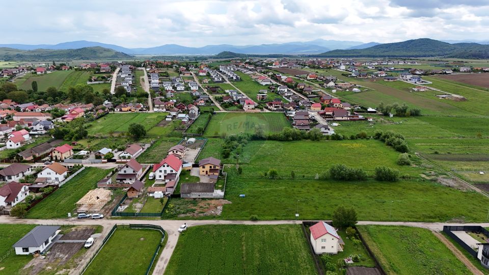 Teren intravilan 1000 mp | Bod